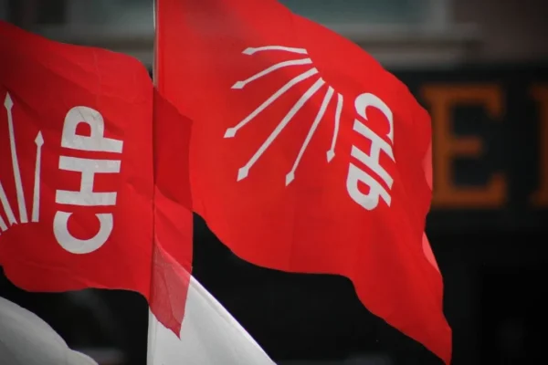 CHP Salihli’de şok istifa! CHP Salihli’de şok istifa!