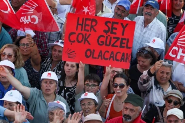 Kılıçdaroğlu taraftarı denilen ilçe başkanı açıkla... Kılıçdaroğlu taraftarı denilen ilçe başkanı açıkla...