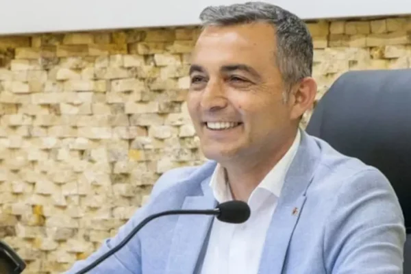 Manavgat Belediye Başkanı, CHP’den istifa et...