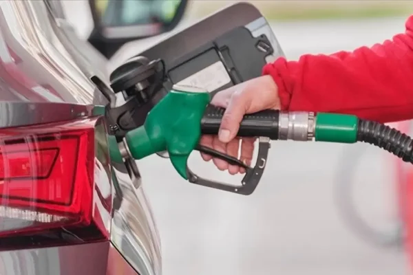 Tarih belli oldu: Benzine indirim geliyor